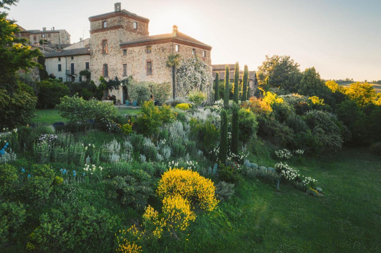 Il Castello Di Tassara Bed & Breakfast Eksteriør bilde